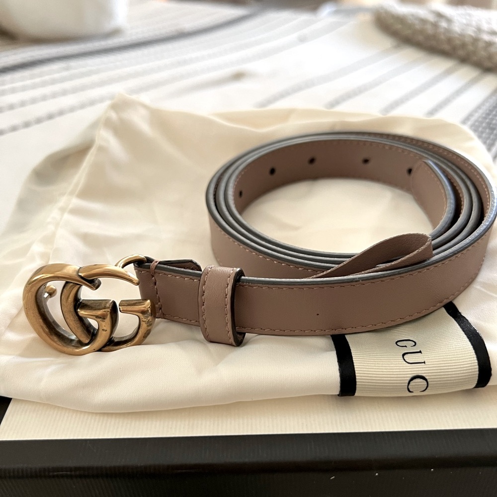 Gucci leather belts double G